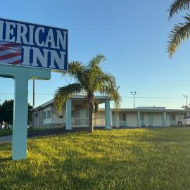 American Inn，位于可可的酒店