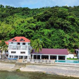Salacia Beachfront Resort，位于八打雁的酒店