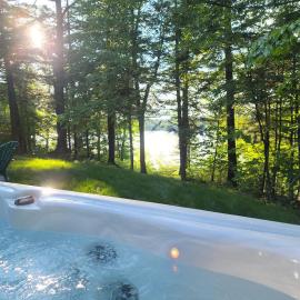 View and access to Lake Orford - Spa - Australe，位于Austin的酒店