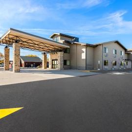 Clarion Pointe Milwaukee Airport，位于密尔沃基的酒店