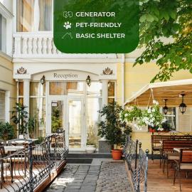 Odesskij Dvorik Hotel and Restaurant