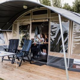 Camping Gritt - Lodge de Luxe，位于Ingeldorf的酒店