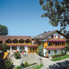 Ferienhotel Münch，位于诺伊基兴的酒店