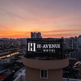 에이치에비뉴 호텔 남춘천점,位于春川的酒店