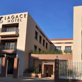 Lagace Hotel，位于朱尼耶的酒店