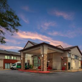 Quality Inn & Suites 5585 Ambler Drive Mississauga Ontario