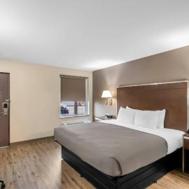 Quality Inn Waterbury East,位于沃特伯里的酒店