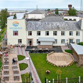 Hotel Mare & Restaurant，位于罗亚的酒店