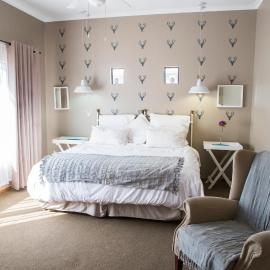 Ons Dorpshuis Guesthouse，位于勒斯滕堡的酒店