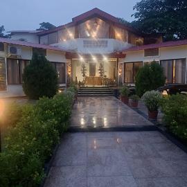 Aami valley Resort，位于博帕尔的酒店