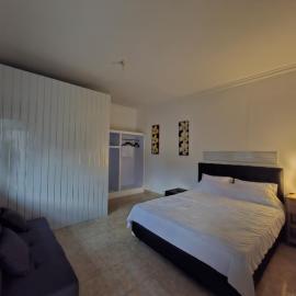 Hillside guest house and restaurant，位于Gitgit的酒店