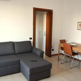 333apartment near Metro M2 and San Raffaele，位于维莫德罗内的酒店