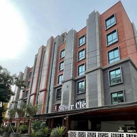 Hotel Silver Cle Hitech City Madhapur