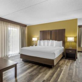 Best Western Plaza Inn，位于鸽子谷的酒店