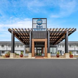 Best Western West Towne Suites，位于麦迪逊的酒店