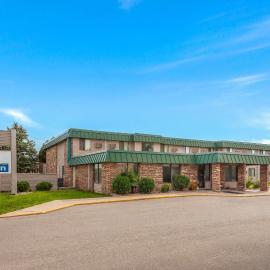 Days Inn by Wyndham Mason City，位于梅森城的酒店