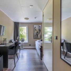 Hotel 'De Heren'，位于巴特纽维斯的酒店