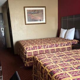 Broadway INN & SUITES OKC，位于俄克拉何马城的酒店