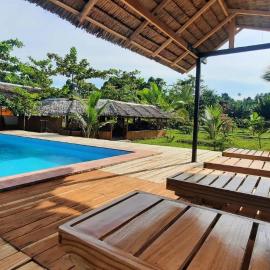 Lekker Gezellig Dive Resort Manado，位于布纳肯的酒店