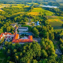 Uzdrowisko Połczyn Zdrój - Sanatorium Gryf，位于波乌琴-兹德鲁伊的酒店