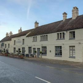 George of Piercebridge，位于Piercebridge的酒店