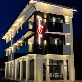 boutique hotel gambero rosso，位于马里纳迪焦约萨伊奥尼卡的酒店