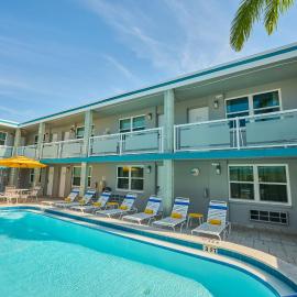 Camelot Beach Suites