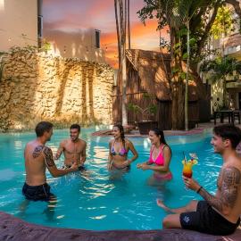 Hotel B&B - Playa del carmen，位于普拉亚卡门的酒店
