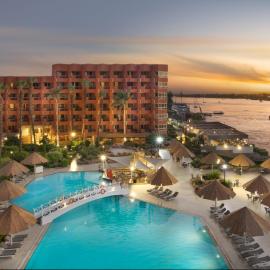 Pyramisa Hotel Luxor，位于卢克索的酒店