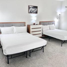 Family-Friendly Double Queen Mountain Suite Near Deer Valley Ski Resort - 2037,位于米德韦的酒店