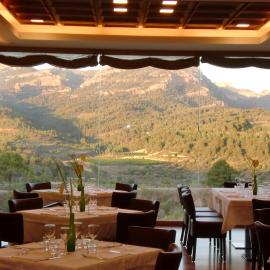 Hotel & Spa Can Josep Winery，位于Bot的酒店