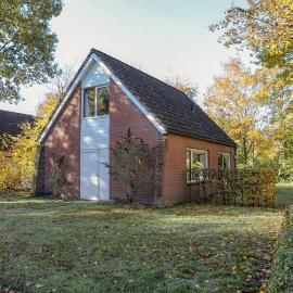 Comfortabel familiehuis met sauna en tuin VP101