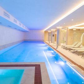 Hotel HOGO,位于Inđija的酒店