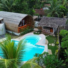 Lagoona Beach Bungalows - Eco Bungalows Batukaras，位于巴图卡拉的酒店