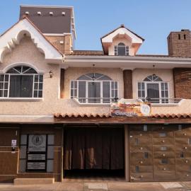 Hospedaje la Cascada，位于里奥班巴的酒店