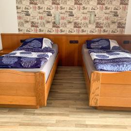 Hotelkamer voor twee personen op de begane grond - 33-2，位于Marx的酒店