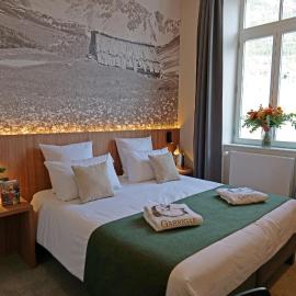 Garrigae Caserne de Briançon & SPA Cinq Mondes，位于布里昂松的酒店