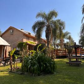 Altos de Artalaz，位于科隆的酒店