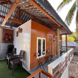 Modo homestay komodo village，位于Komodo的酒店