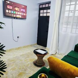 KeenStays Isiolo Town，位于Isiolo的酒店