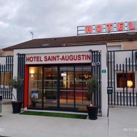 HSA - Le Relax，位于Montaigu-Vendée的酒店