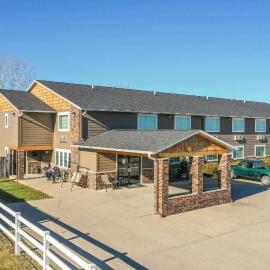 Covered Bridge Inn，位于Winterset的酒店