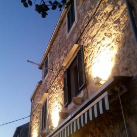 Buena Vis-ta Apartments with the Sea View，位于维斯的酒店