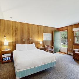 King Birch Lake Home, Unit 5，位于Alton的酒店
