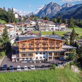 Hotel Gran Pre，位于圣维吉利奥的酒店