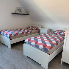 Sweet Home Appartements 2，位于博特罗普的酒店