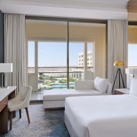 Mövenpick Hotel Waad Al Shamal，位于图赖夫的酒店