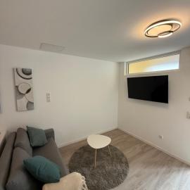 Smart Home Bad Camberg - moderne Ferienwohnung，位于巴特坎贝格的酒店