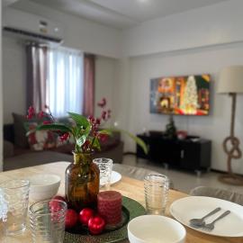 Family Suite near Mactan Airport by A&C，位于Pusok的酒店