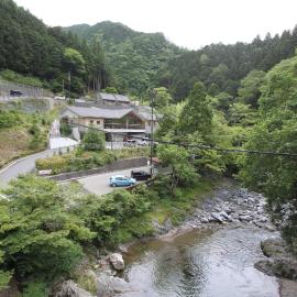 Yadori Onsen Iyashinoyu，位于桥本的酒店